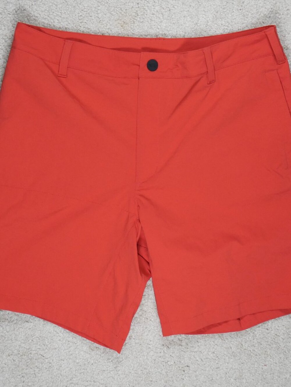NWT North Face Mens 34W Flat Front shorts 2 Sunbaked Red